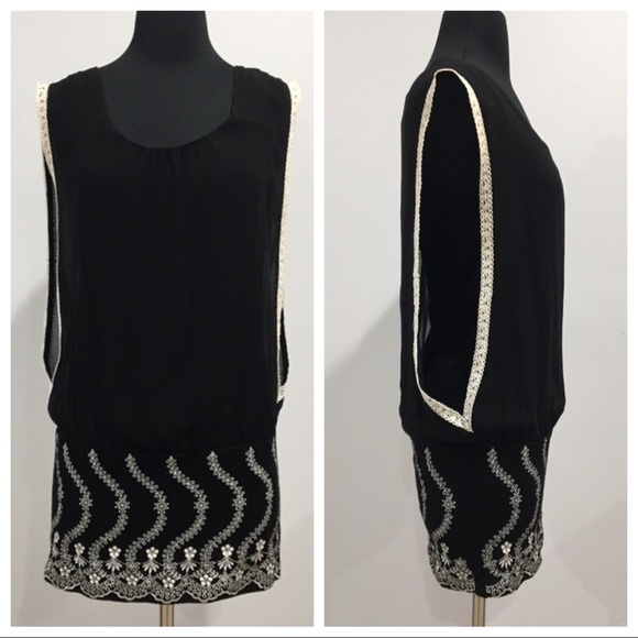 ARDEN B Top - Picture 4 of 8